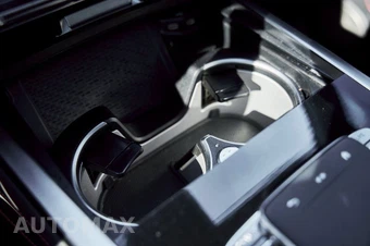 2025 Mercedes-Benz AMG G 63 4MATIC - miniatura 66