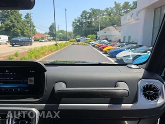 2025 Mercedes-Benz AMG G 63 4MATIC – miniatura 19