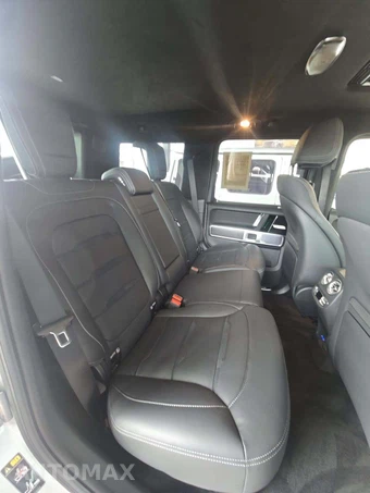 2025 Mercedes-Benz AMG G 63 4MATIC – miniatura 16