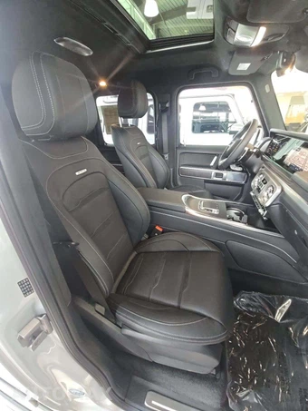 2025 Mercedes-Benz AMG G 63 4MATIC – miniatura 18