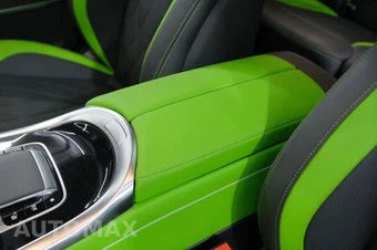 2025 Mercedes-Benz AMG G 63 4MATIC – miniatura 39