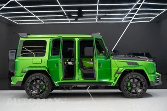 2025 Mercedes-Benz AMG G 63 4MATIC – miniatura 9