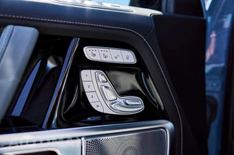 2025 Mercedes-Benz AMG G 63 4MATIC - miniatura 35