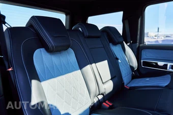 2025 Mercedes-Benz AMG G 63 4MATIC - miniatura 45