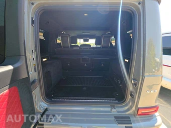 2025 Mercedes-Benz AMG G 63 4MATIC - miniatura 14