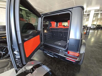 2025 Mercedes-Benz AMG G 63 4MATIC – miniatura 14