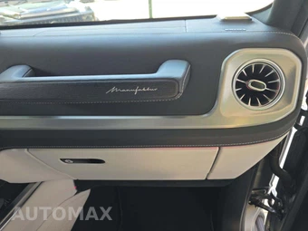 2025 Mercedes-Benz AMG G 63 4MATIC - miniatura 19