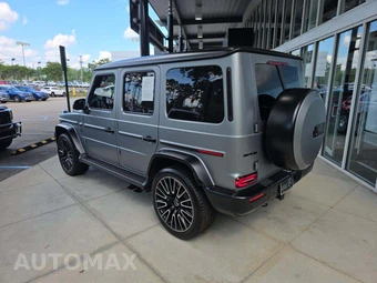 2025 Mercedes-Benz AMG G 63 4MATIC - miniatura 2