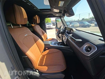 2025 Mercedes-Benz AMG G 63 4MATIC - miniatura 15