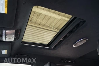 2025 Mercedes-Benz AMG G 63 4MATIC - miniatura 16