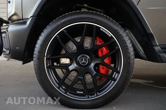 2025 Mercedes-Benz AMG G 63 4MATIC - miniatura 29