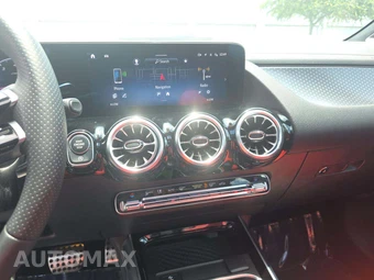 2025 Mercedes-Benz AMG GLA 35 4MATIC - miniatura 10