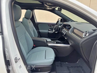 2025 Mercedes-Benz AMG GLA 35 4MATIC - miniatura 14