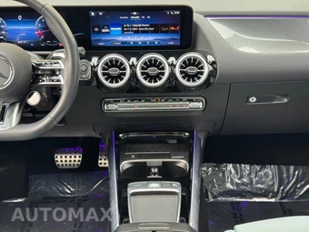 2025 Mercedes-Benz AMG GLA 35 4MATIC - miniatura 24