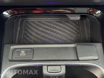 2025 Mercedes-Benz AMG GLA 35 4MATIC - miniatura 31