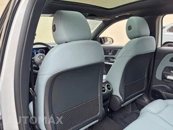 2025 Mercedes-Benz AMG GLA 35 4MATIC - miniatura 37