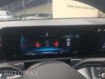2025 Mercedes-Benz AMG GLB 35 4MATIC - miniatura 10
