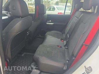 2025 Mercedes-Benz AMG GLB 35 4MATIC - miniatura 14