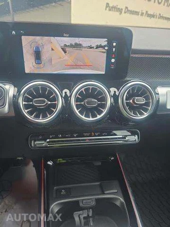 2025 Mercedes-Benz AMG GLB 35 4MATIC - miniatura 23