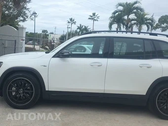 2025 Mercedes-Benz AMG GLB 35 4MATIC - miniatura 3