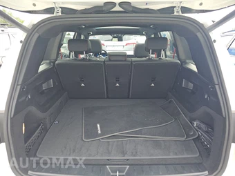 2025 Mercedes-Benz AMG GLB 35 4MATIC – miniatura 16