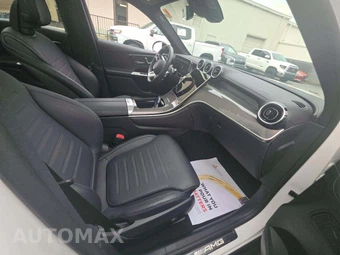 2025 Mercedes-Benz AMG GLC 43 4MATIC - miniatura 18