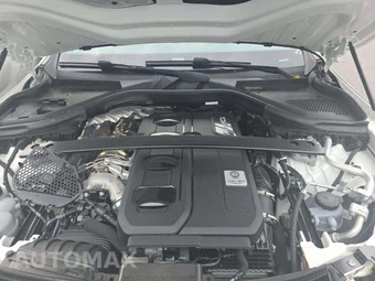 2025 Mercedes-Benz AMG GLC 43 4MATIC - miniatura 23