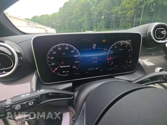 2025 Mercedes-Benz AMG GLC 43 4MATIC - miniatura 9