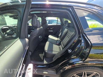 2025 Mercedes-Benz AMG GLC 43 4MATIC - miniatura 10