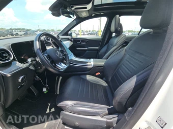 2025 Mercedes-Benz AMG GLC 43 4MATIC - miniatura 13