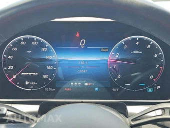 2025 Mercedes-Benz AMG GLC 43 4MATIC - miniatura 18