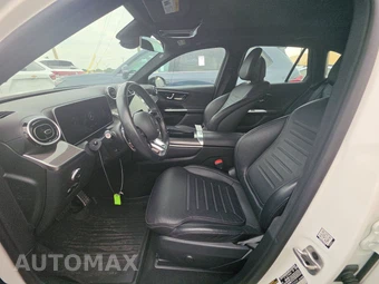 2025 Mercedes-Benz AMG GLC 43 4MATIC - miniatura 13