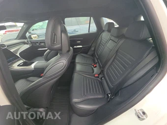 2025 Mercedes-Benz AMG GLC 43 4MATIC - miniatura 19