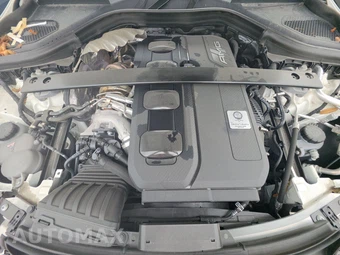 2025 Mercedes-Benz AMG GLC 43 4MATIC - miniatura 22