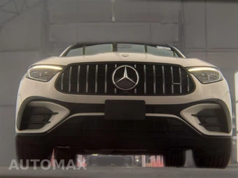 2025 Mercedes-Benz AMG GLC 43 4MATIC - miniatura 3