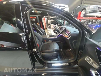 2025 Mercedes-Benz AMG GLC 43 4MATIC - miniatura 18