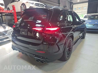 2025 Mercedes-Benz AMG GLC 43 4MATIC - miniatura 3