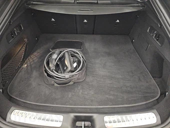 2025 Mercedes-Benz AMG GLC 63 S E Performance 4MATIC – miniatura 16