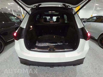 2025 Mercedes-Benz AMG GLE 63 S – miniatura 14