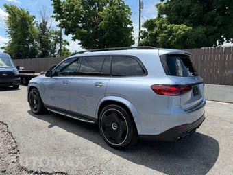 2025 Mercedes-Benz AMG GLS 63 4MATIC+ - miniatura 10