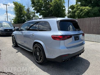 2025 Mercedes-Benz AMG GLS 63 4MATIC+ - miniatura 11