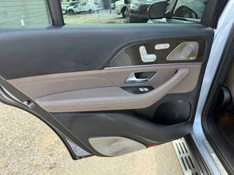 2025 Mercedes-Benz AMG GLS 63 4MATIC+ - miniatura 32