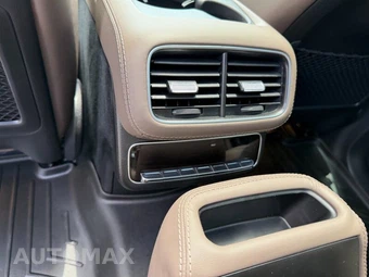 2025 Mercedes-Benz AMG GLS 63 4MATIC+ - miniatura 37