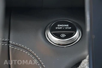 2025 Mercedes-Benz AMG GT 63 4MATIC+ Coupe – miniatura 18
