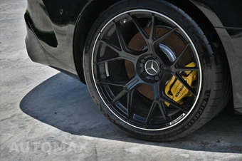 2025 Mercedes-Benz AMG GT 63 4MATIC+ Coupe – miniatura 9