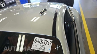 2025 Mercedes-Benz AMG GT 63 4MATIC+ Coupe – miniatura 18