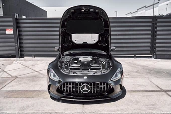 2025 Mercedes-Benz AMG GT 63 4MATIC+ Coupe - miniatura 17