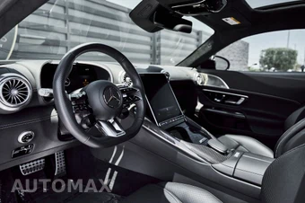 2025 Mercedes-Benz AMG GT 63 4MATIC+ Coupe - miniatura 2