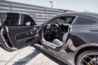 2025 Mercedes-Benz AMG GT 63 4MATIC+ Coupe - miniatura 31