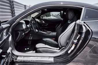 2025 Mercedes-Benz AMG GT 63 4MATIC+ Coupe - miniatura 32